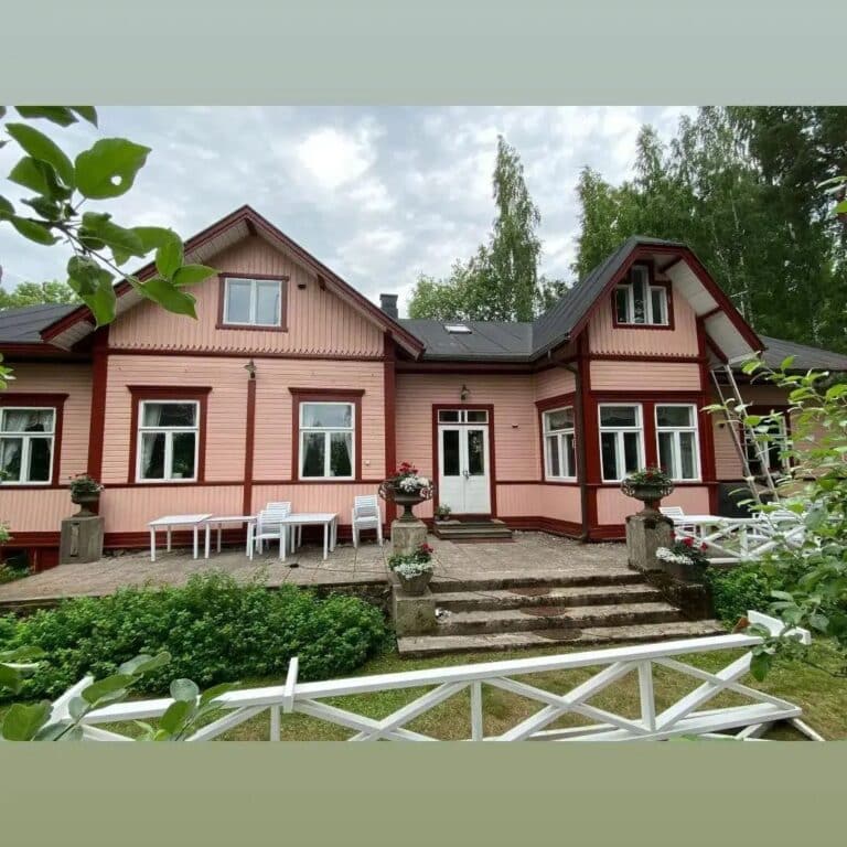 Kolmiorimakaton asennus Villa Rauhala, Lahti